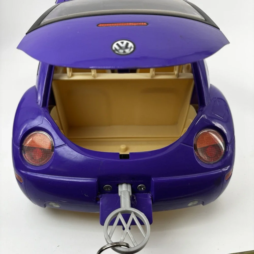 Mattel Barbie Volkswagen Beetle Purple Car 2000 Opening Doors Fashion Doll W/Key